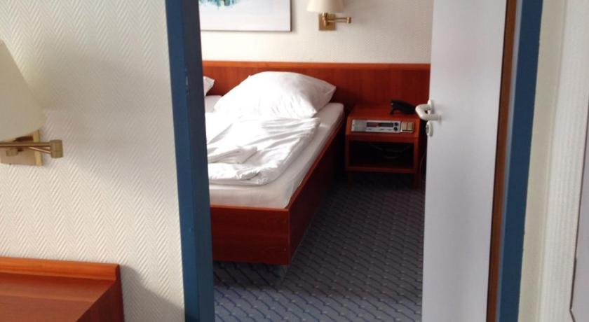 A1 Raststaette & Motel Hamburg-Stillhorn Bilik gambar