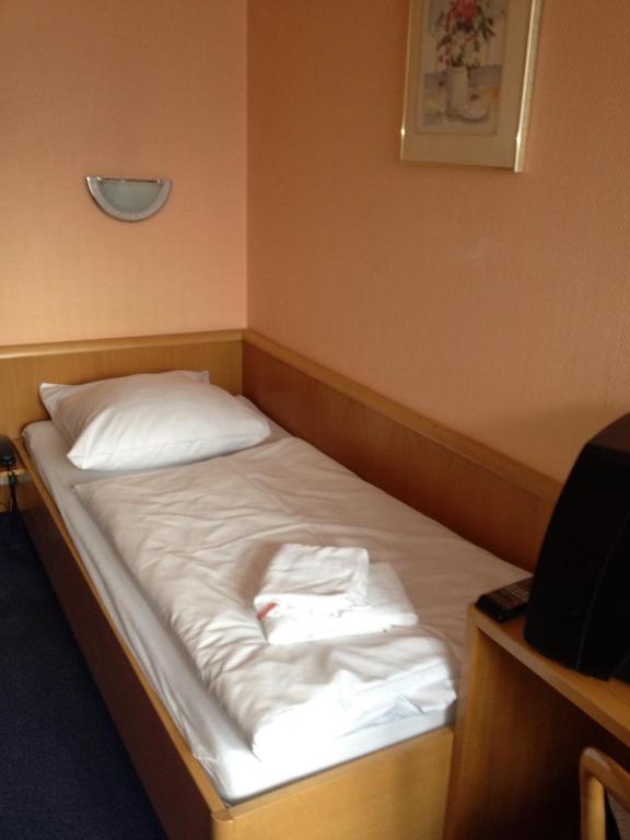 A1 Raststaette & Motel Hamburg-Stillhorn Bilik gambar