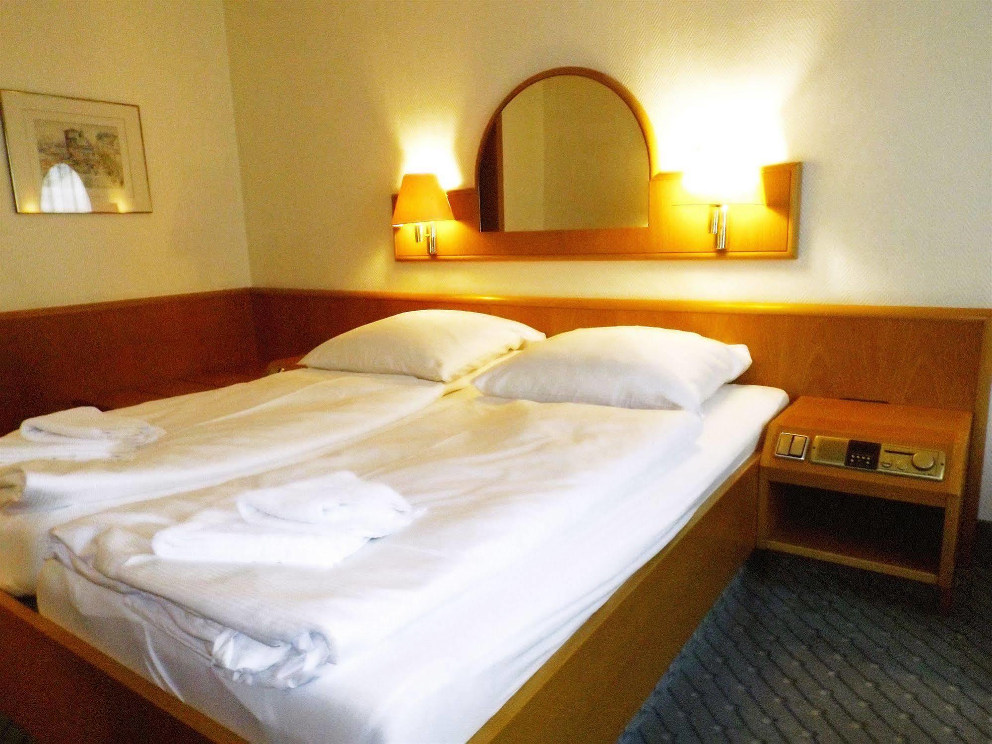 A1 Raststaette & Motel Hamburg-Stillhorn Luaran gambar