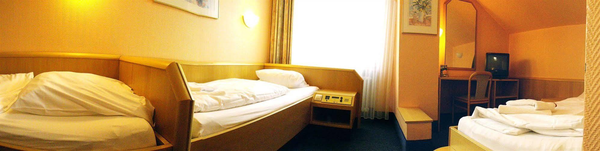 A1 Raststaette & Motel Hamburg-Stillhorn Luaran gambar
